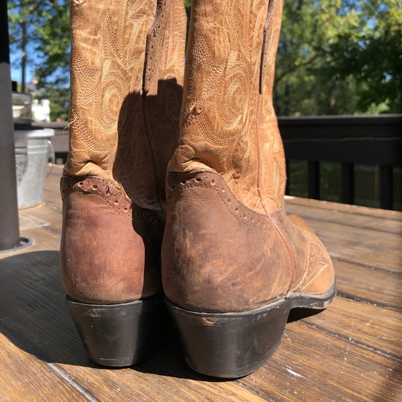 Brown leather cowboy boots size 7 - Picture 3 of 5
